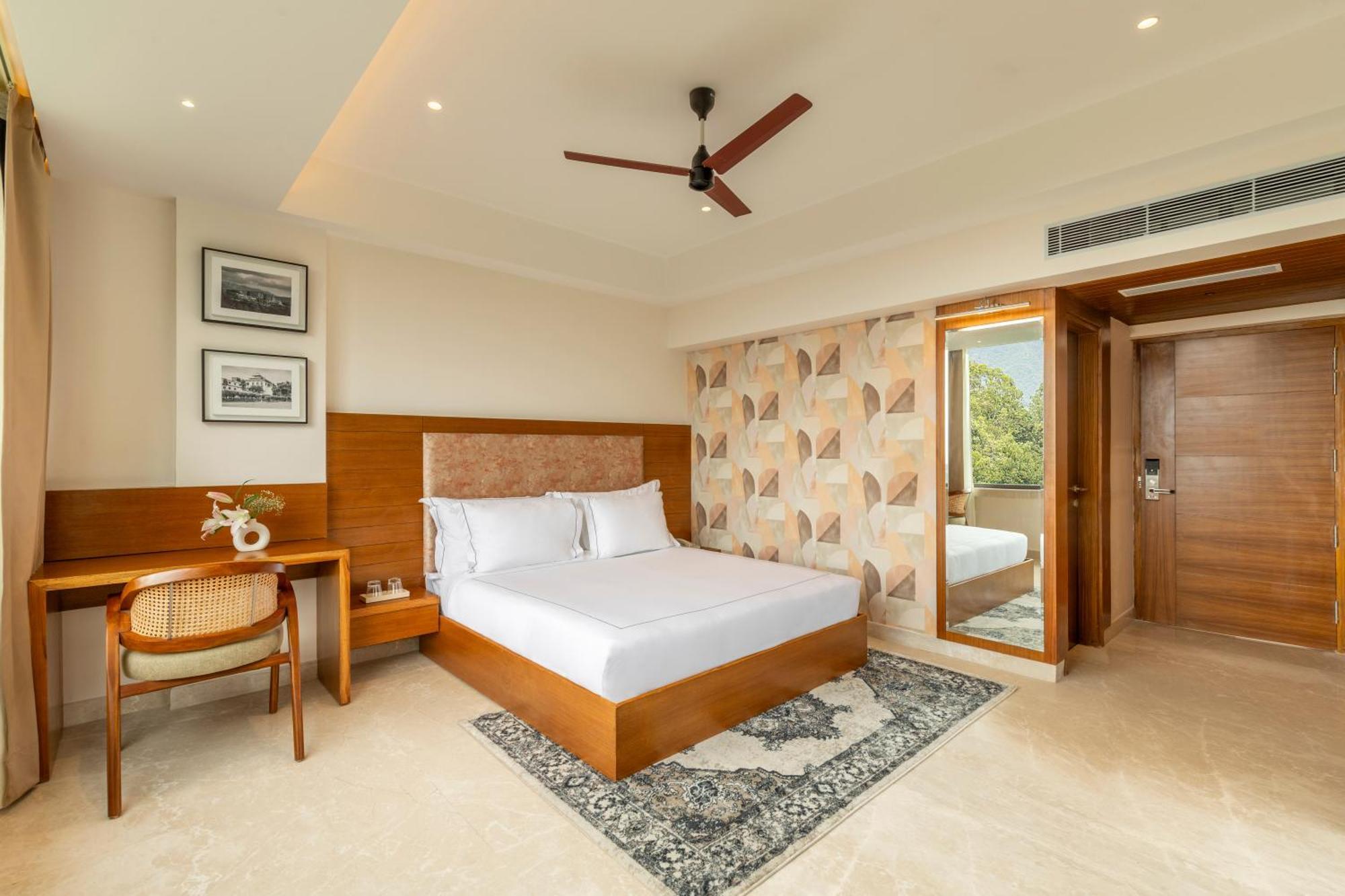 Hotel The Prominence Mussoorie Road Dehradun Exterior foto