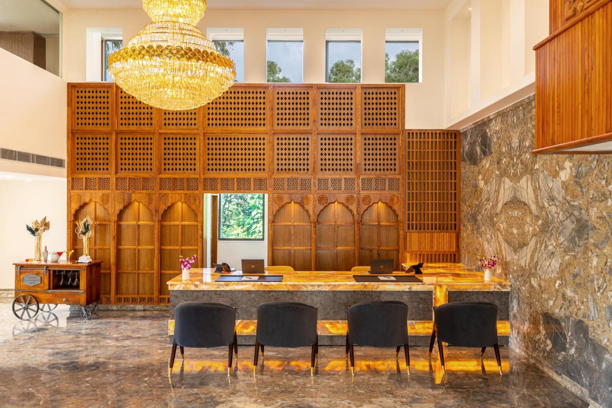 Hotel The Prominence Mussoorie Road Dehradun Exterior foto
